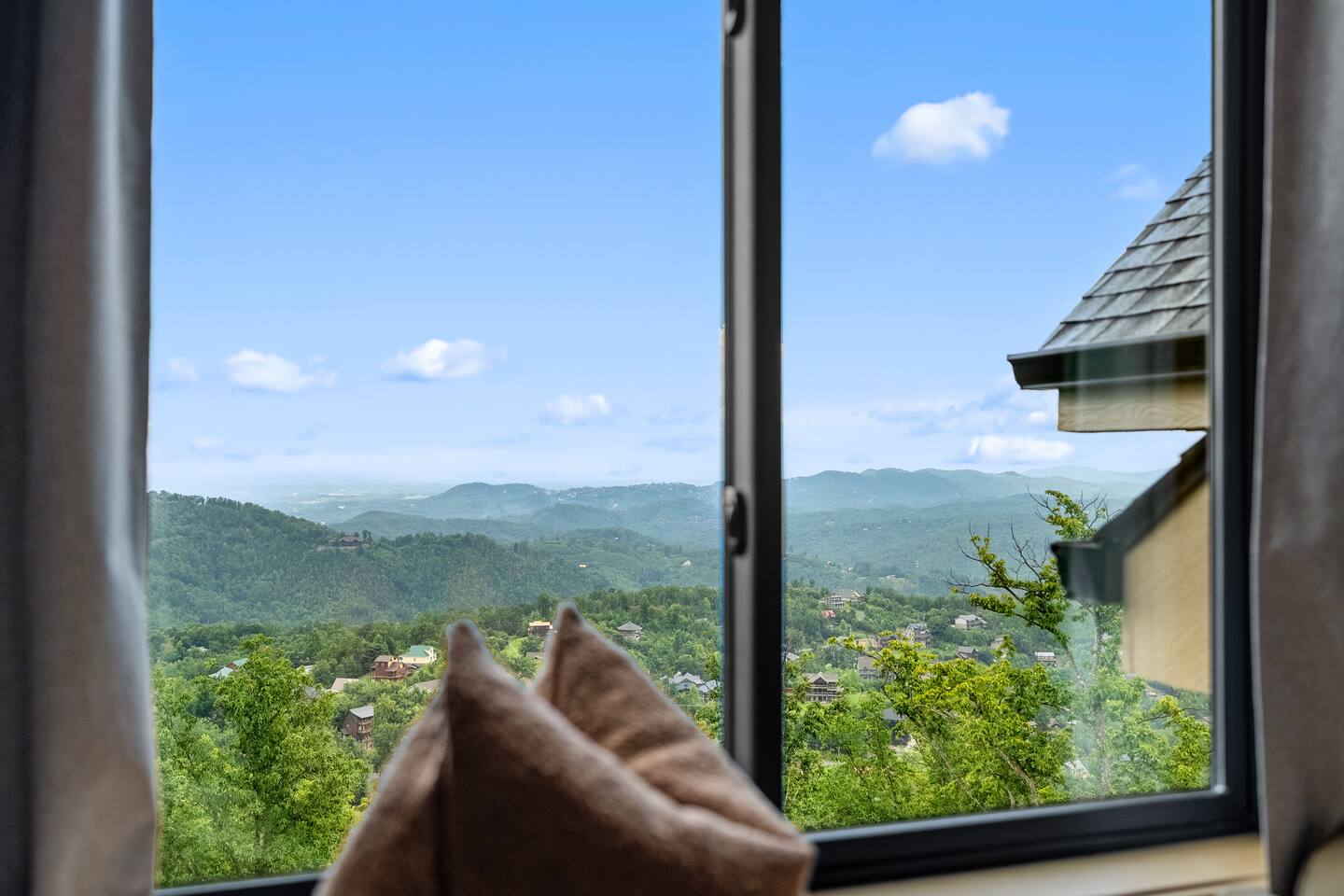 The View @ Piney – Swim Spa, Theater & Mountain Views – Gatlinburg, Tennessee cabin rental (photo 21)