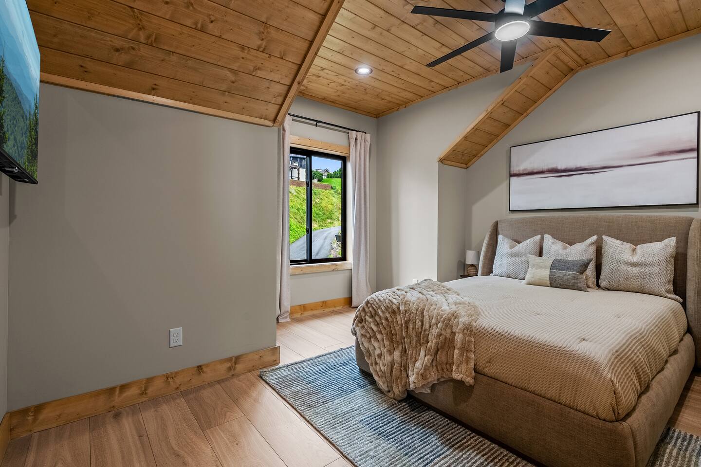 The View @ Piney – Swim Spa, Theater & Mountain Views – Gatlinburg, Tennessee cabin rental (photo 22)